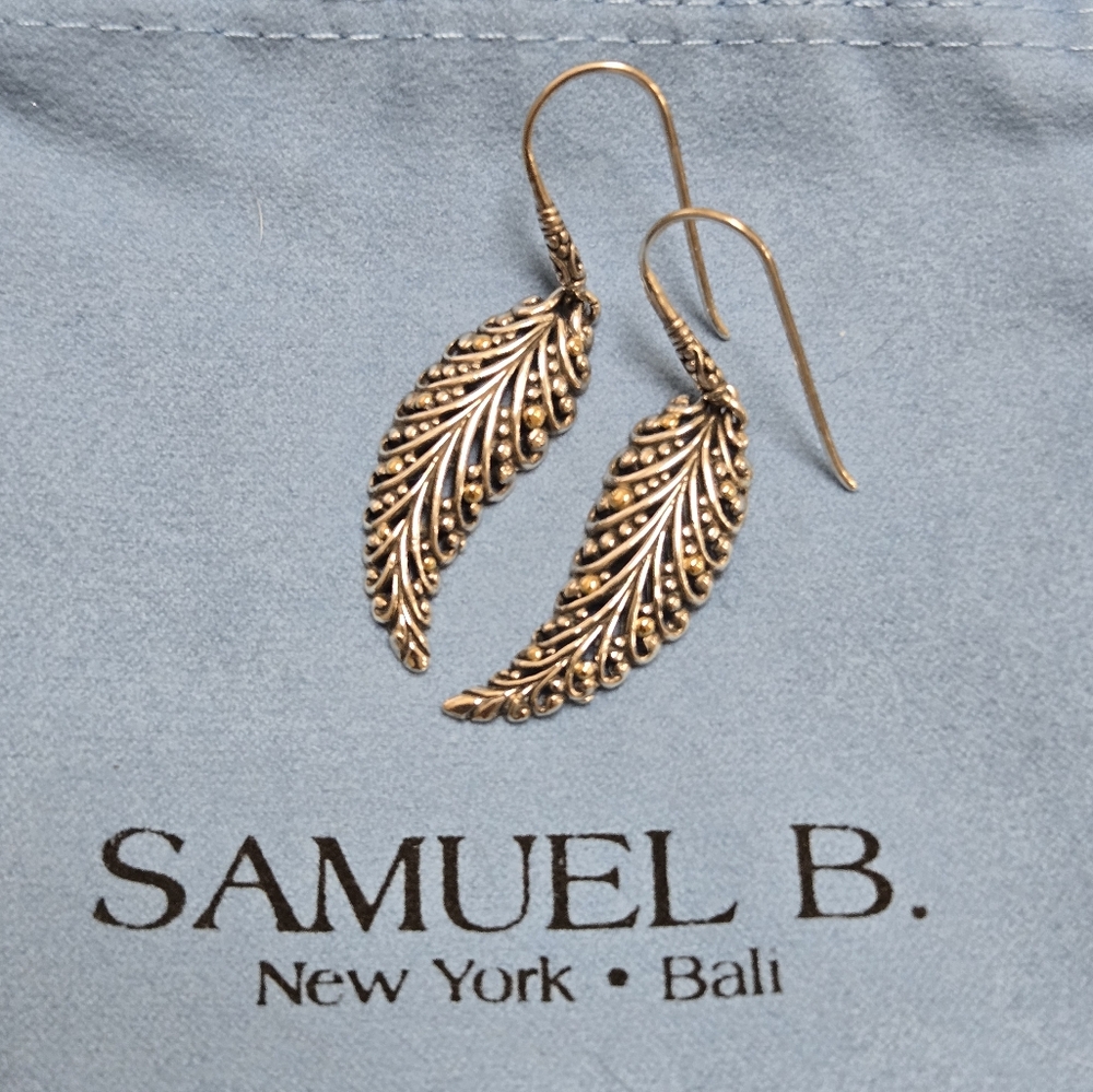Samuel B Sterling Silver and 18K yellow gold Leaf Earrings - Picture 2 of 3
